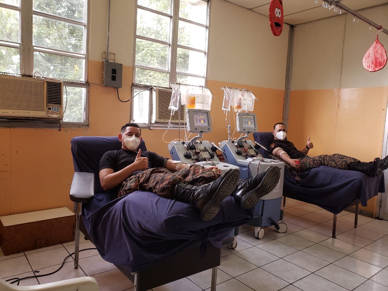 Soldados recuperados de COVID19 se solidarizan donando plasma para salvar vidas soldados-recuperados-de-covid19-se-solidarizan-donando-plasma-para-salvar-vidas